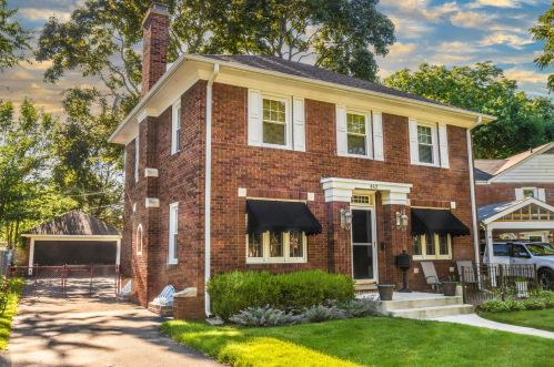 462 Glendenning Pl, Waukegan, IL 60087-5138