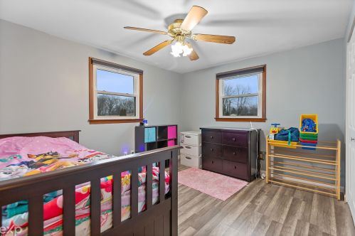 48186 Mdw Ln, New Baltimore MI 48051-2951 exterior