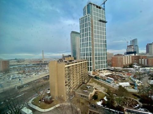 6 Whittier Pl, Boston MA 02114 exterior