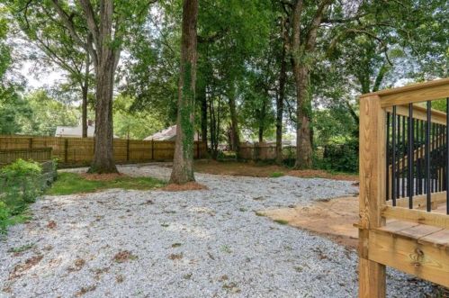 1766 Linwood Ave, Atlanta GA 30344-3159 exterior