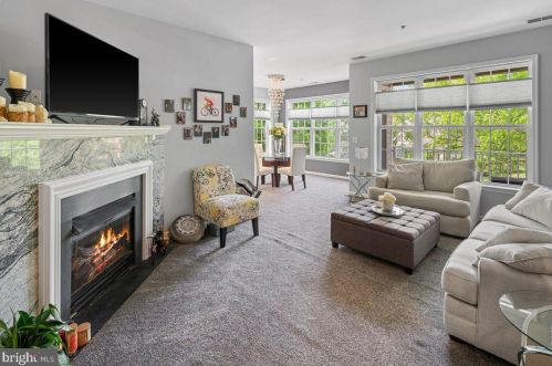 103 Kyle Ct, Trenton NJ 08690-1405 exterior