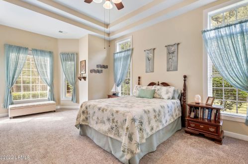 3 Meadowlawn Ln, Bluffton SC 29910-9538 exterior