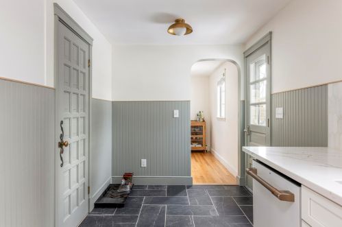 108 Capisic St, Portland ME  04102-2247 exterior