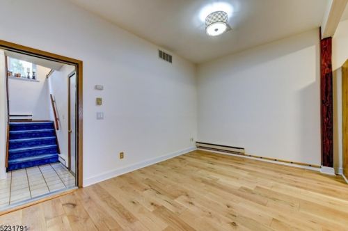 903 Alysia Ct, Dover NJ 07803-3056 exterior