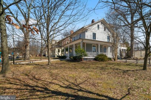 7105 Carroll Ave, Silver Spring MD 20912-4637 exterior