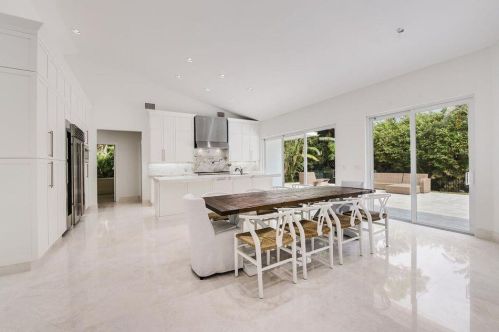 910 Parkside Cir, Boca Raton FL  33486-5229 exterior