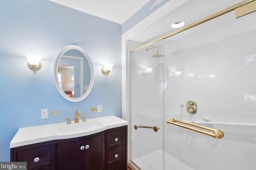 13105 Hathaway Dr, Silver Spring MD 20906-3727 exterior