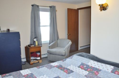 3764 84th St, Milwaukee WI  53228-1704 exterior