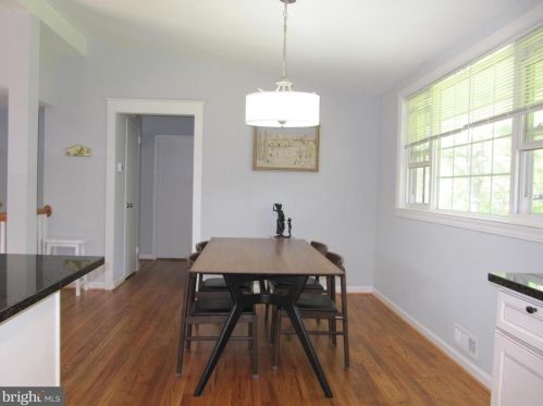 1807 Youngblood St, Mc Lean VA  22101-5244 exterior