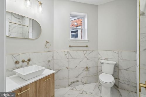 716 56th St, Philadelphia PA  19143-2508 exterior