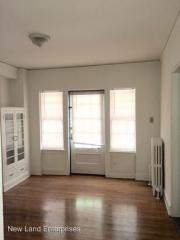 1717 Kane Pl, Milwaukee WI  53202-1760 exterior