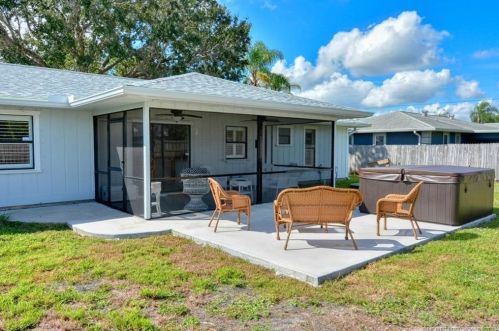 2231 Trillo St, Fort Pierce FL  34952-6873 exterior