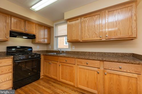 4032 Gideon Rd, Chester PA 19015-1906 exterior