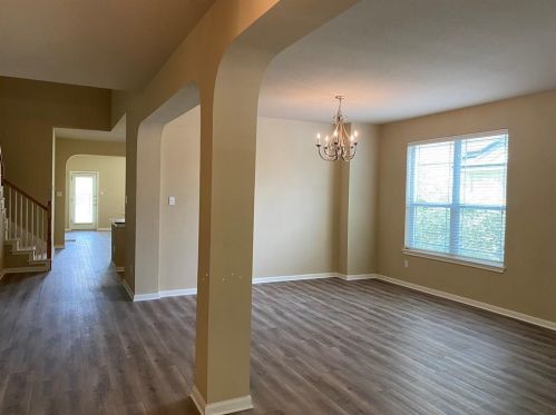 14504 Broadwinged Hawk Dr, Austin TX  78738-6570 exterior