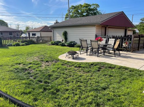 4468 65, Milwaukee WI 53220-3420 exterior