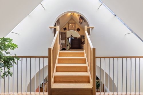 1014 Oakdale Ave, Chicago IL 60618-7324 exterior