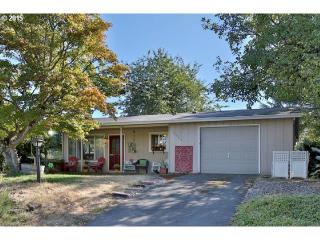 9624 49th Ave, Portland, OR 97219-5136