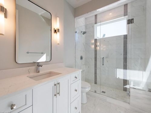 3139 Leeward Ln, Naples FL 34103-4038 exterior