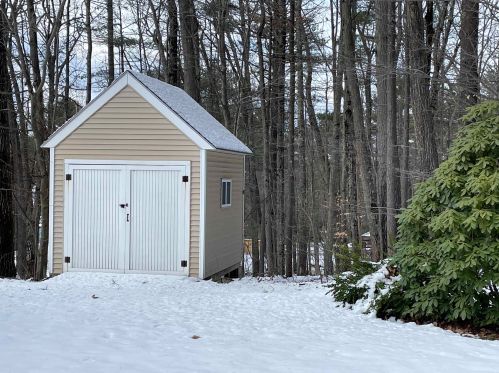 3 Arrowhead Dr, Concord NH  03304-5013 exterior