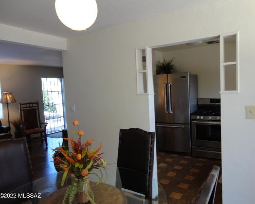 3138 Pima St, Tucson AZ 85712-3461 exterior