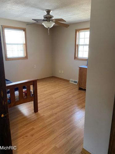 3638 Sheridan Dr, Meskegon MI 49444-4151 exterior