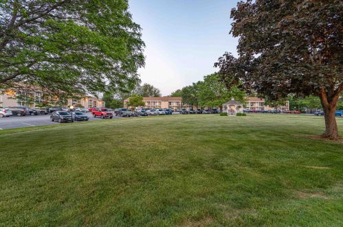 601 Cocheco Ct, Dover NH 03820-4813 exterior