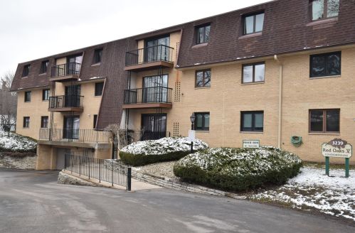 3239 58th St, Milwaukee WI 53219-4304 exterior