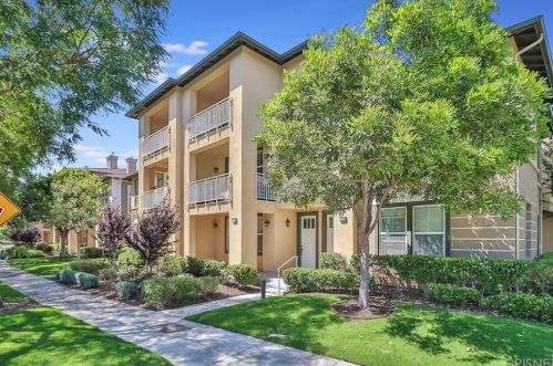 425 Forest Park Blvd, Oxnard, CA 93036-5310