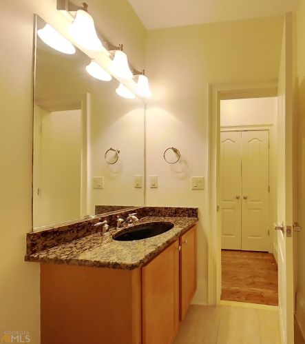 2765 Durham Dr, Atlanta GA  30319-3673 exterior