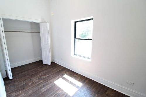 2234 California, Chicago IL 60645-3009 exterior