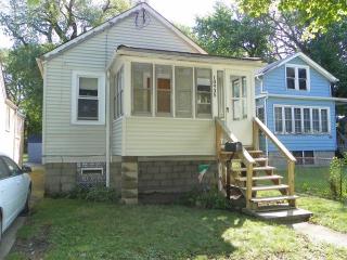 10935 Whipple St, Chicago IL  60655-2215 exterior