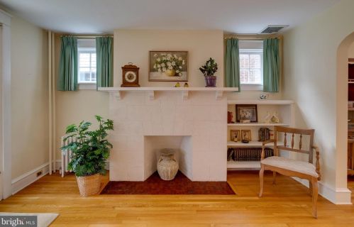 823 Helen Ave, Lancaster PA 17601-4508 exterior