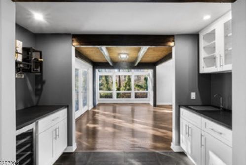 2 Baxter Farm Rd, Morristown NJ 07960-6609 exterior