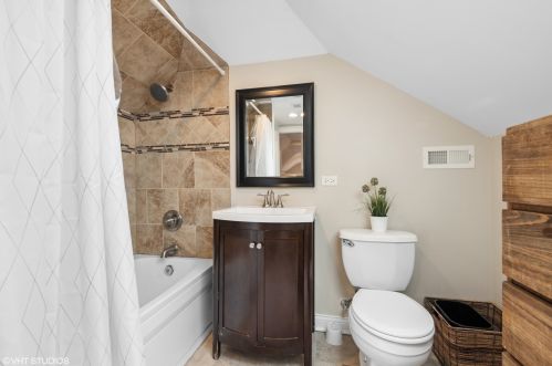 4839 Christiana Ave, Chicago IL 60625-5201 exterior