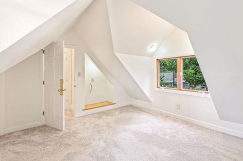 1827 Marlbrook Dr, Atlanta GA 30307-1768 exterior