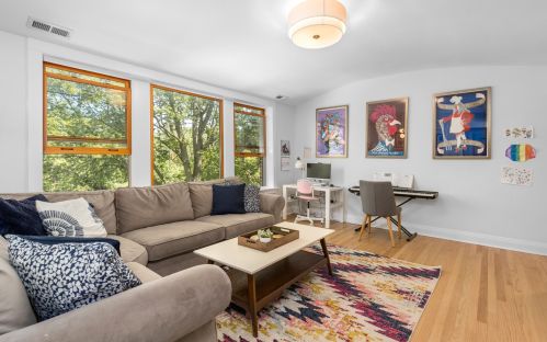 2703 Agatite Ave, Chicago IL 60630-3501 exterior