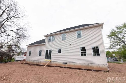 30 Duclos Ln, Edison NJ  08817-3467 exterior