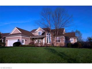 37254 Wexford Dr, Cleveland, OH 44139-7034