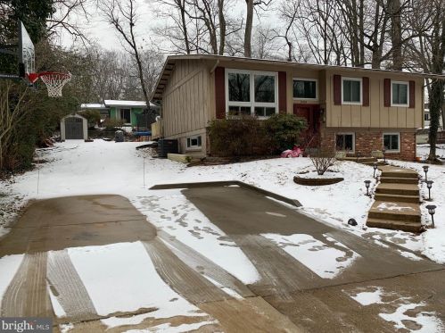 14404 Briarwood Ter, Rockville, MD 20853-2219