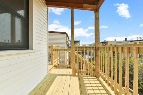 141 Chelsea St, Boston MA exterior