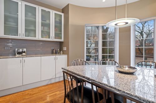 1906 Sedgwick St, Chicago IL  60614-8395 exterior