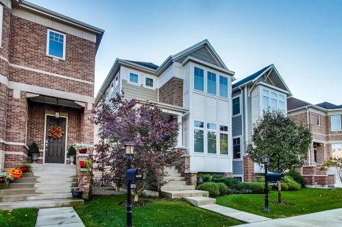 6072 Sauganash Ave, Chicago, IL 60646