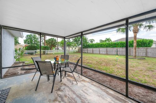 440 Ryder Rd, Fort Pierce FL  34953-6003 exterior