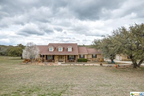 219 Comal Run, Spring Branch, TX 78163-3241