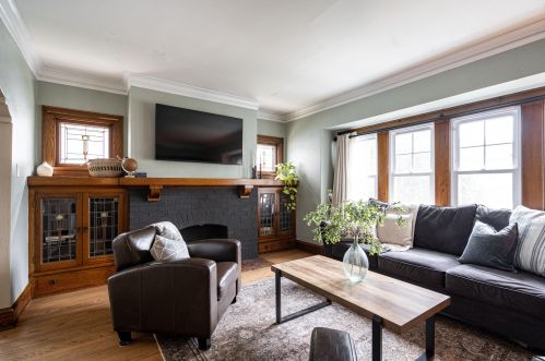 1374 58, Milwaukee WI 53214-5111 exterior