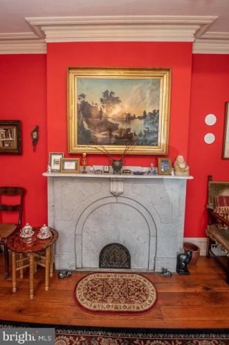 558 18 St, Philadelphia PA 19140-1014 exterior