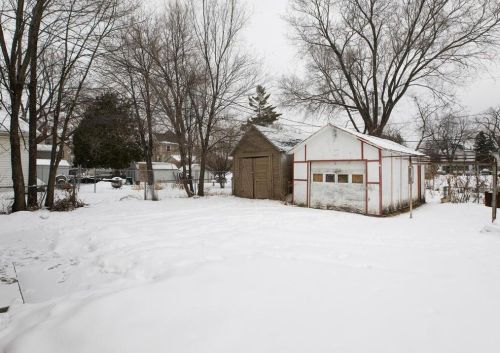 694 Desoto St, Saint Paul MN 55130-4215 exterior