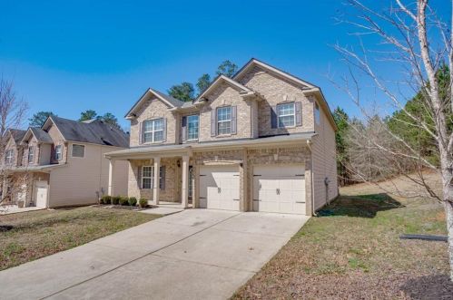 7470 Absinth Dr, Atlanta, GA 30349-8135