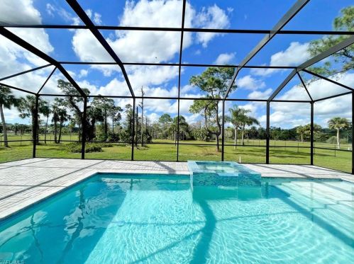 739 23 St, Naples FL 34117-1829 exterior