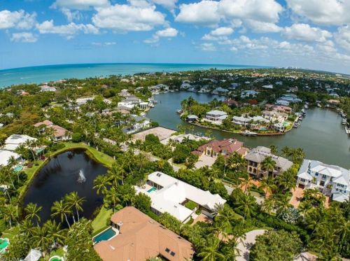 299 Little Harbour Ln, Naples FL 34102-7602 exterior